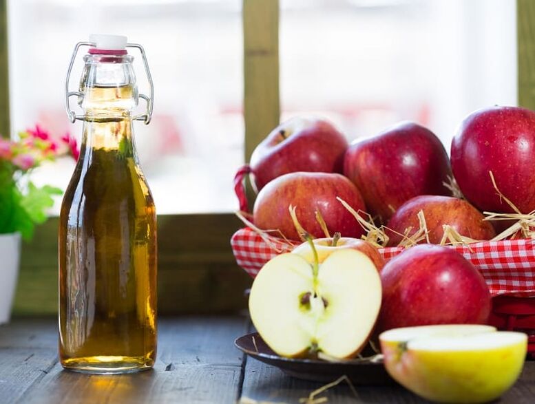 Apple cider vinegar is extremely effective in treating varicose veins on the legs.